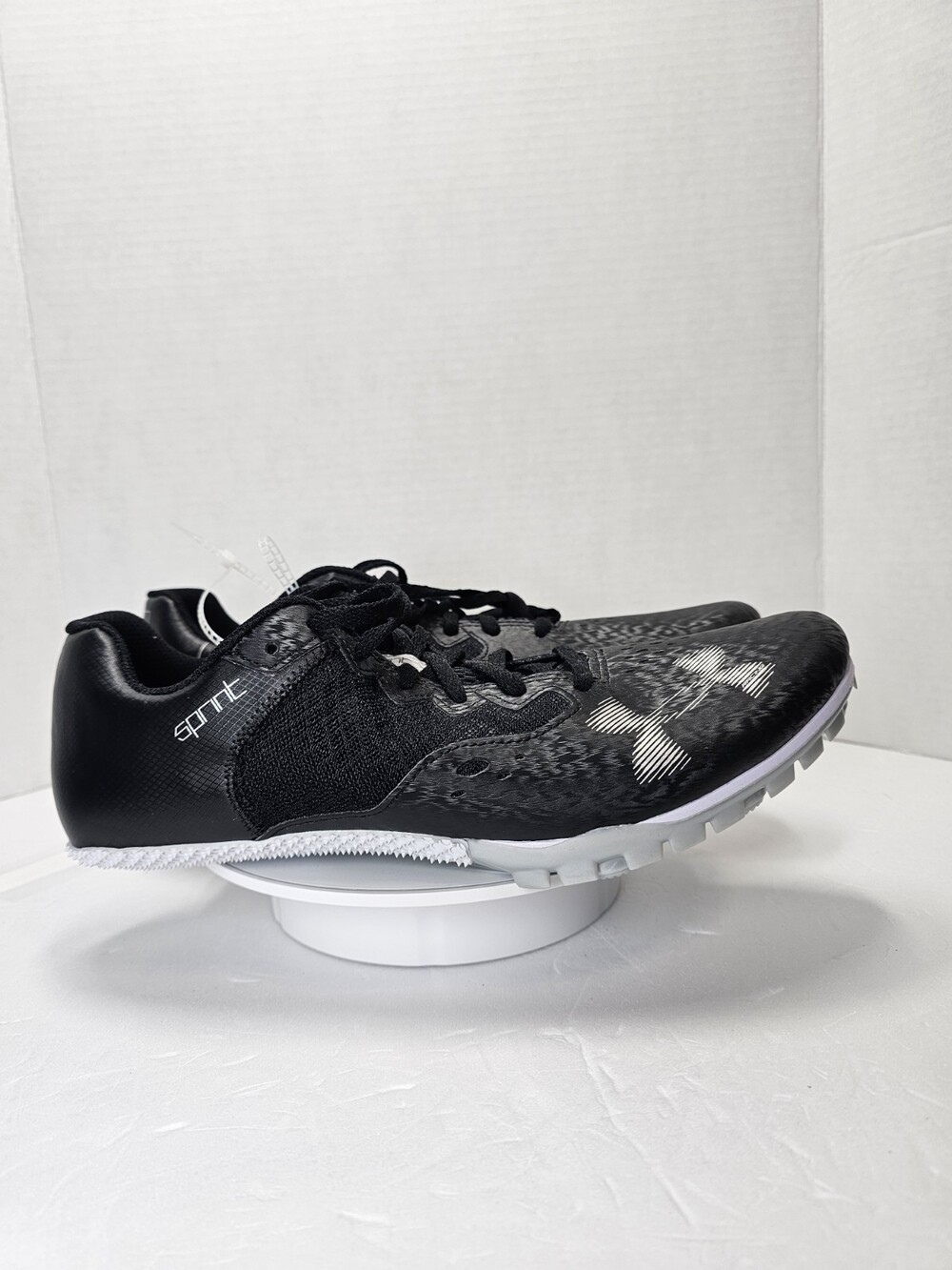 Under Armour Sprint Track Spikes Men’s 11 Black White 3025461-002 Racing Shoes